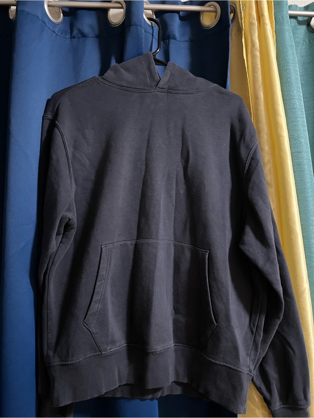 Old Navy Black Pullover Hoodie